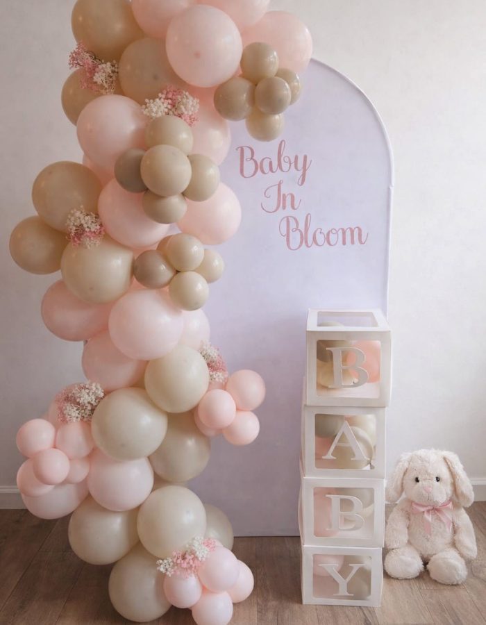gender reveal balloons gender reveal balloon arch gender reveal decorations baby reveal balloon setup gender reveal balloon display gender reveal balloons Epsom gender reveal decorations Sutton gender reveal balloon arch Kingston gender reveal balloons Morden gender reveal London